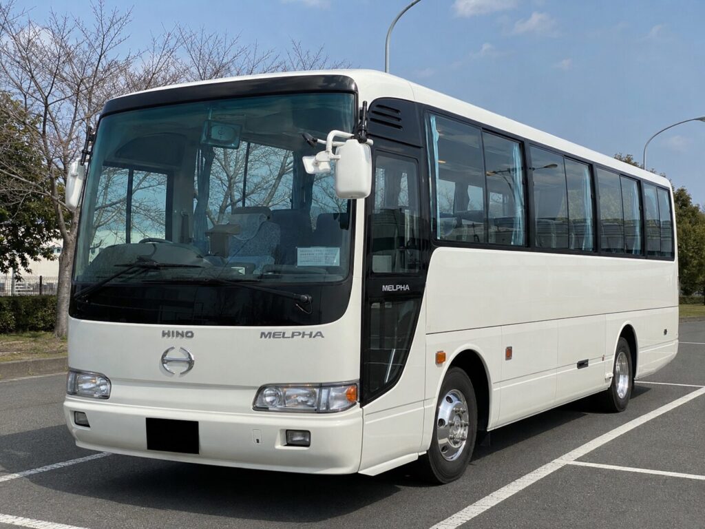 日野「メルファ」の安全性能やラインナップを徹底解説