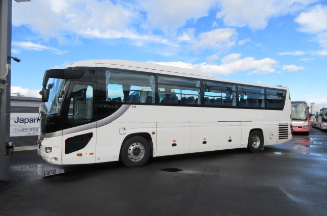 590 23年式いすゞ