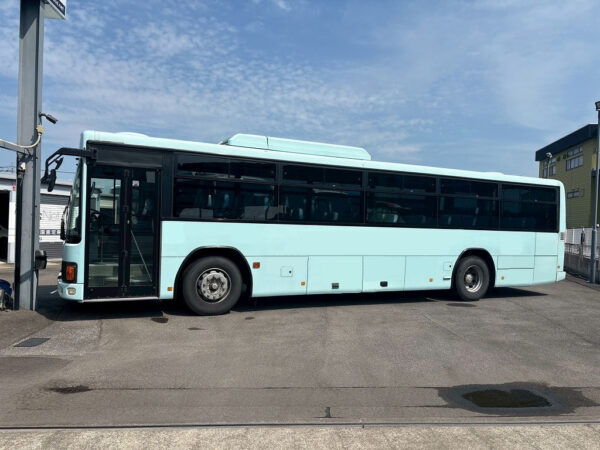 027 23年式いすゞ