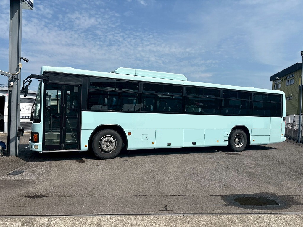 027 23年式いすゞ